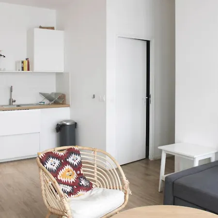Apartment Spacious Appt Close To Place Monge
